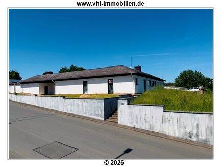 Thumbnail-Dank Ihres Gewerbes dürfen Sie diesen riesigen entkerten Winkelbungalow eigenständig optimieren!