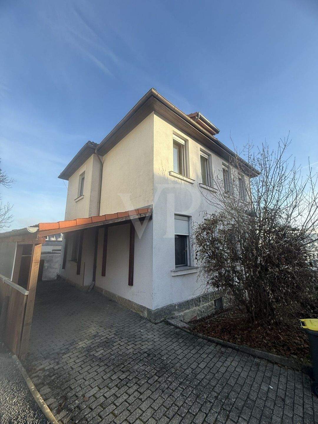 Thumbnail-Zweifamilienhaus mit Potential