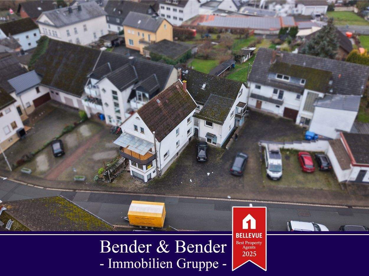 Thumbnail-Zwei renovierten Einfamilienhäuser und einer Einliegerwohnung auf großem Grundstück vor Weilburg!