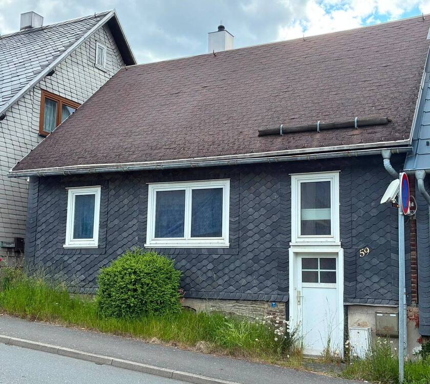 Thumbnail-Kleines Einfamilienhaus in Oberweißbach