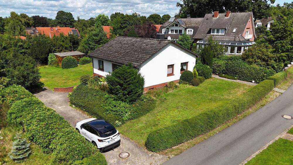 Thumbnail-SCHMUCKES UND GEPFLEGTES EINFAMILIENHAUS - MIT ZUSÄTZLICHEM BAUGRUNDSTÜCK