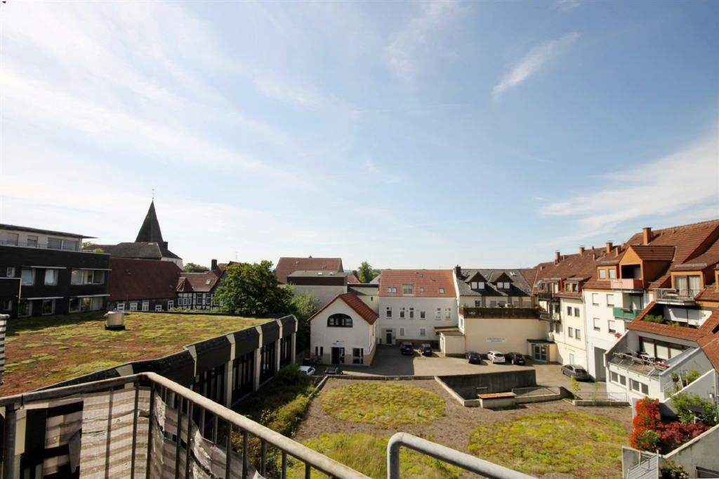 Thumbnail-== Gepflegte Innenstadtwohnung in Lage mit Loggia und TG-Stellplatz ==