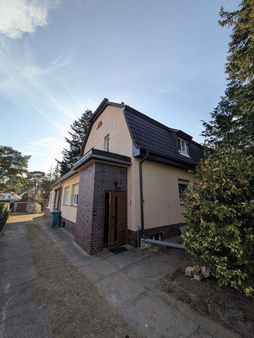 Thumbnail-Massive Doppelhaushälfte, unterkellert, 644m² Grundstück, ruhige Lage in Zeuthen-Miersdorf