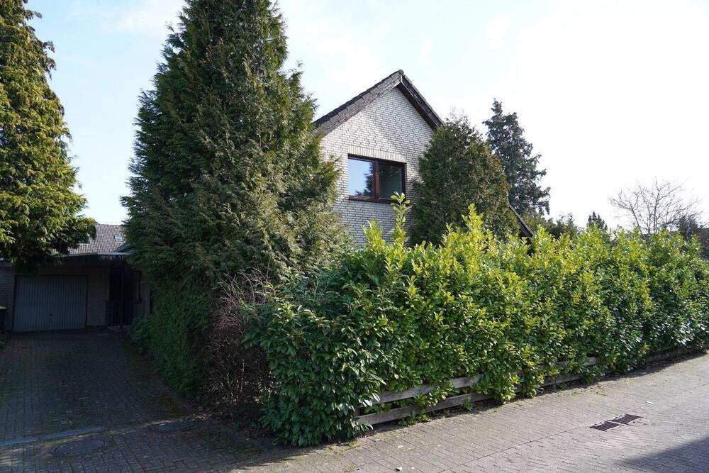 Thumbnail-* Gehobener Wohnkomfort in BurgdorfWeststadt * - großzügiges EFH mit 2 Terrassen u. Garage