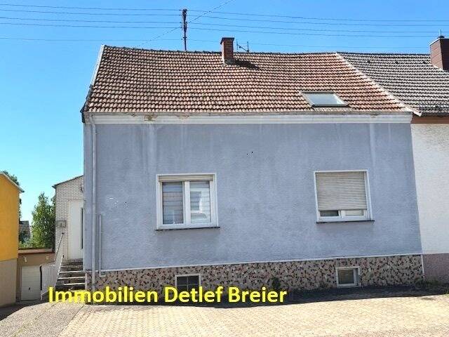 Straßenansicht 2
