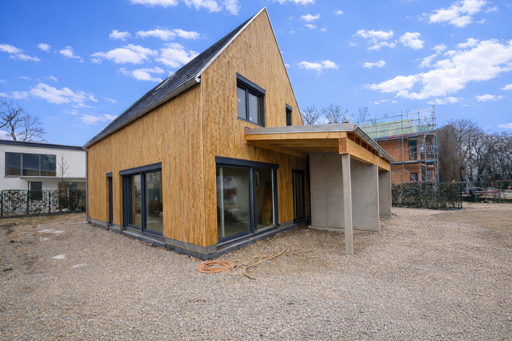 Thumbnail-Gestalten Sie Ihr Traumhaus in einer der Top Lagen Ismanings am Isarhochufer als Ausbauhaus.