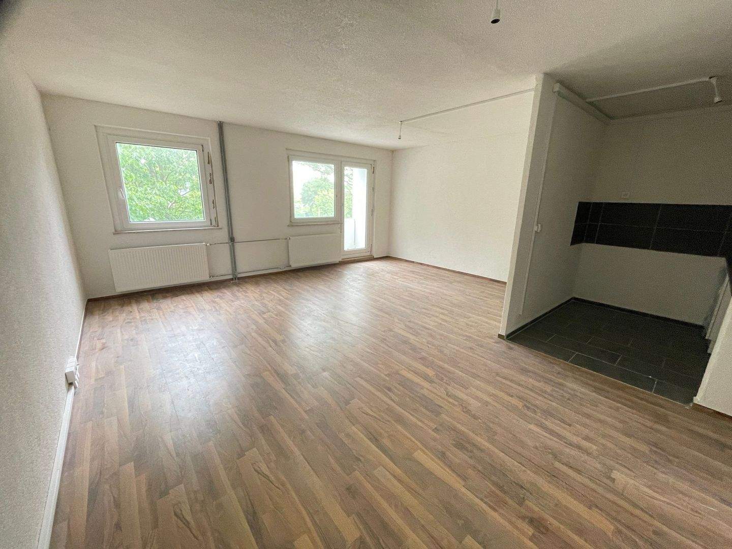 Thumbnail-! ERSTBEZUG ! Wohnen in Familiengerechter Lage