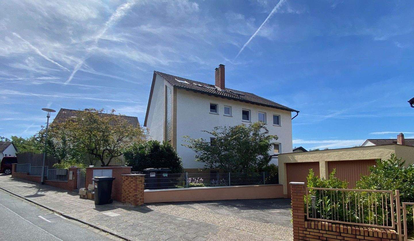 Thumbnail-Mehrfamilienhaus in Top-Lage in Darmstadt-Eberstadt