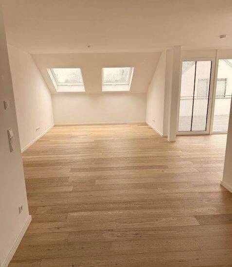 Thumbnail-Achtung! 4-Zimmer-Wohnung mit Dachterrasse in Kaarst!