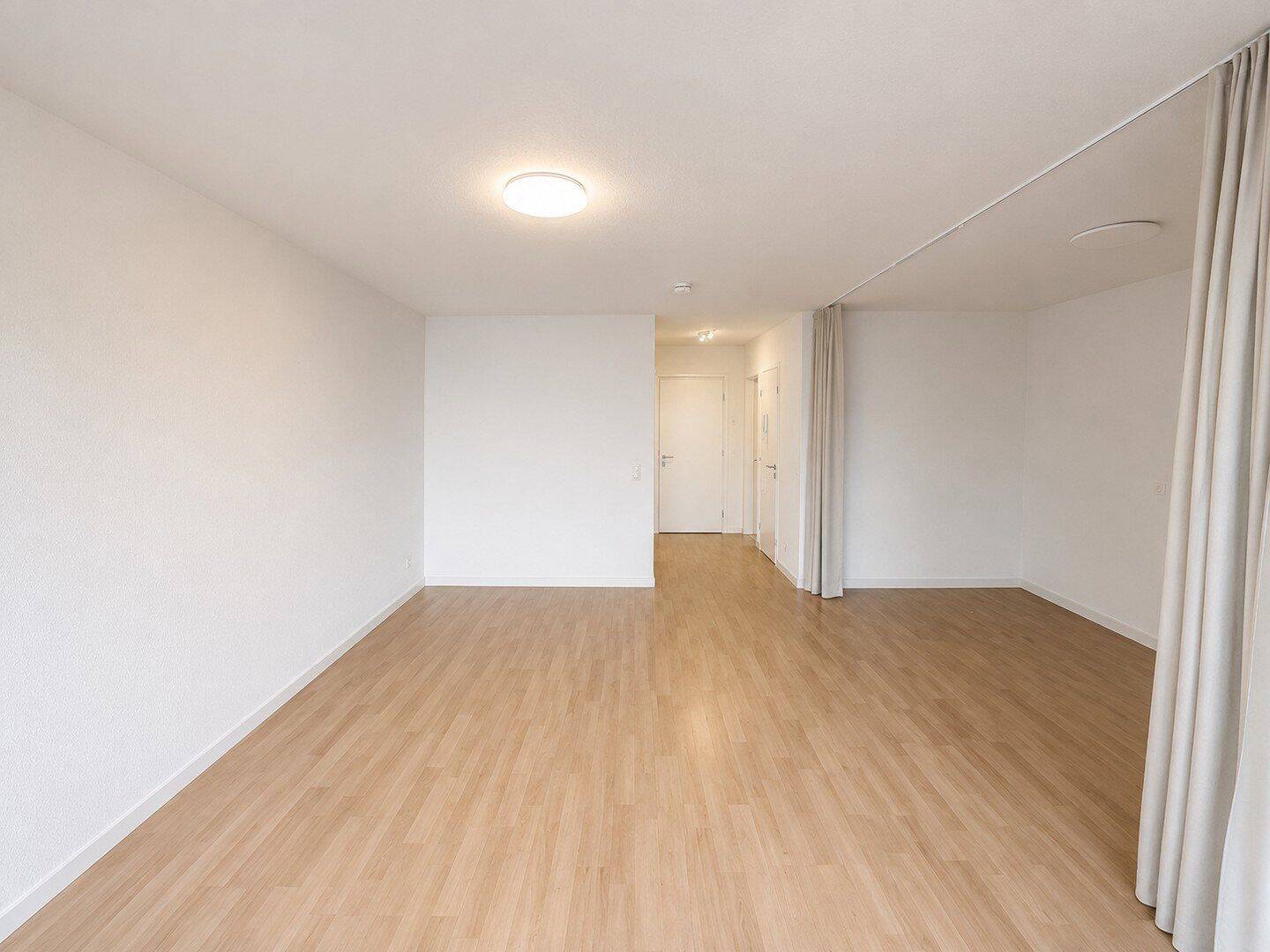 Thumbnail-Charmate 1,5 Wohnung mit Terrasse und Küche