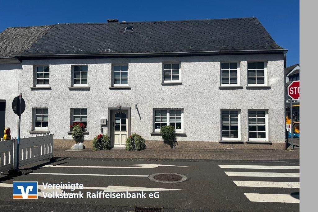 Thumbnail-Wohn- und Geschäftshaus in zentraler Lage