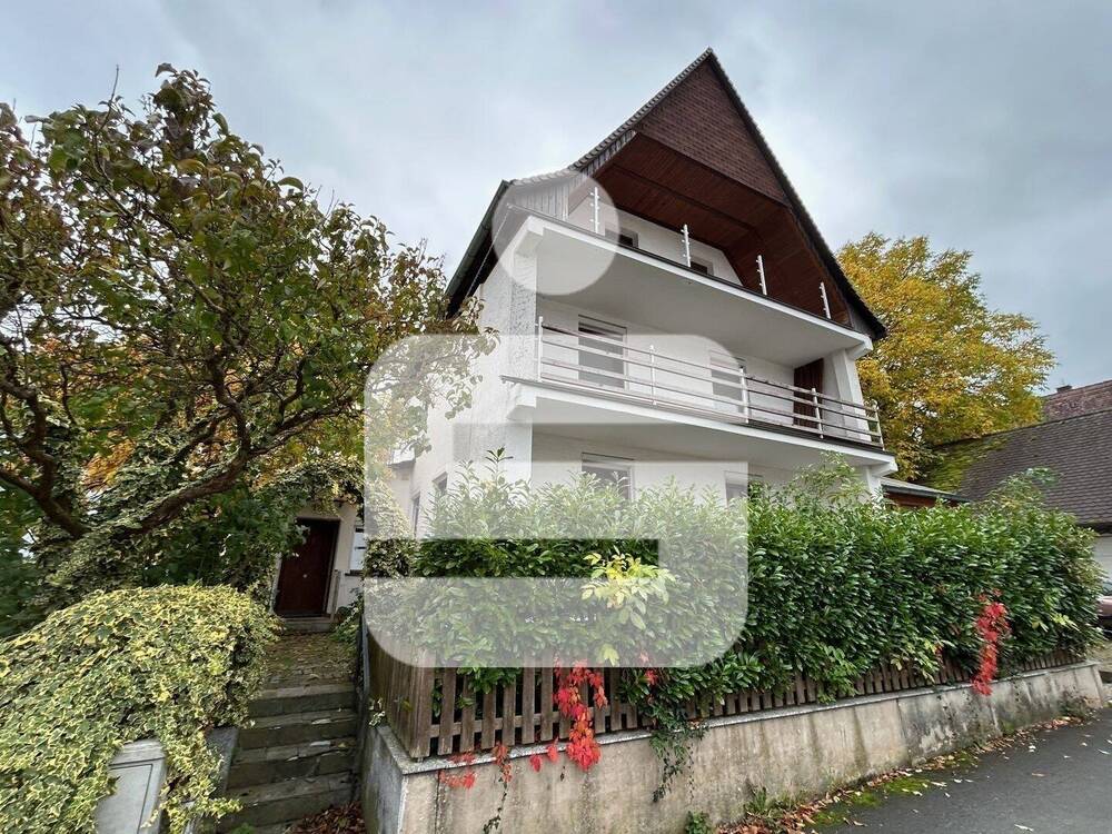 Thumbnail-Viel Wohnfläche auf drei Ebenen...Doppelhaushälfte in Herzogenaurach