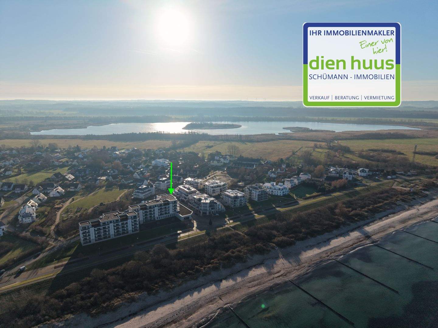 Thumbnail-3 Zimmer-Suite mit seitlichem Meerblick in Börgerende