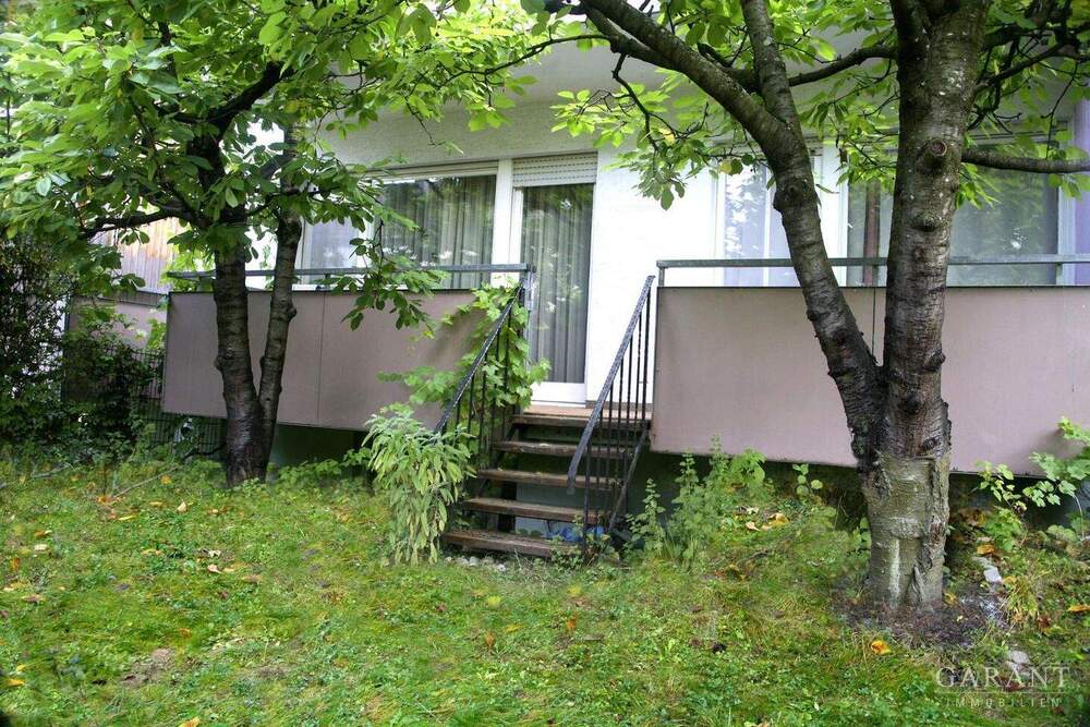 Thumbnail-Erdgeschoss-Wohnung mit Garten und großem Hobbyraum