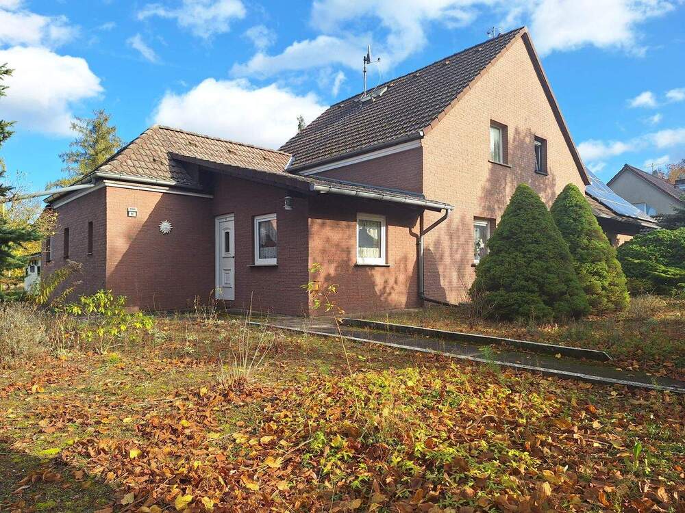 Thumbnail-Modernisierungsbedürftiges Schmuckstück in Seenähe