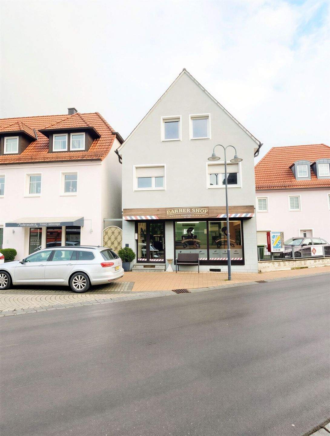 Thumbnail-Wohn- und Geschäftshaus im Zentrum von Adelsdorf