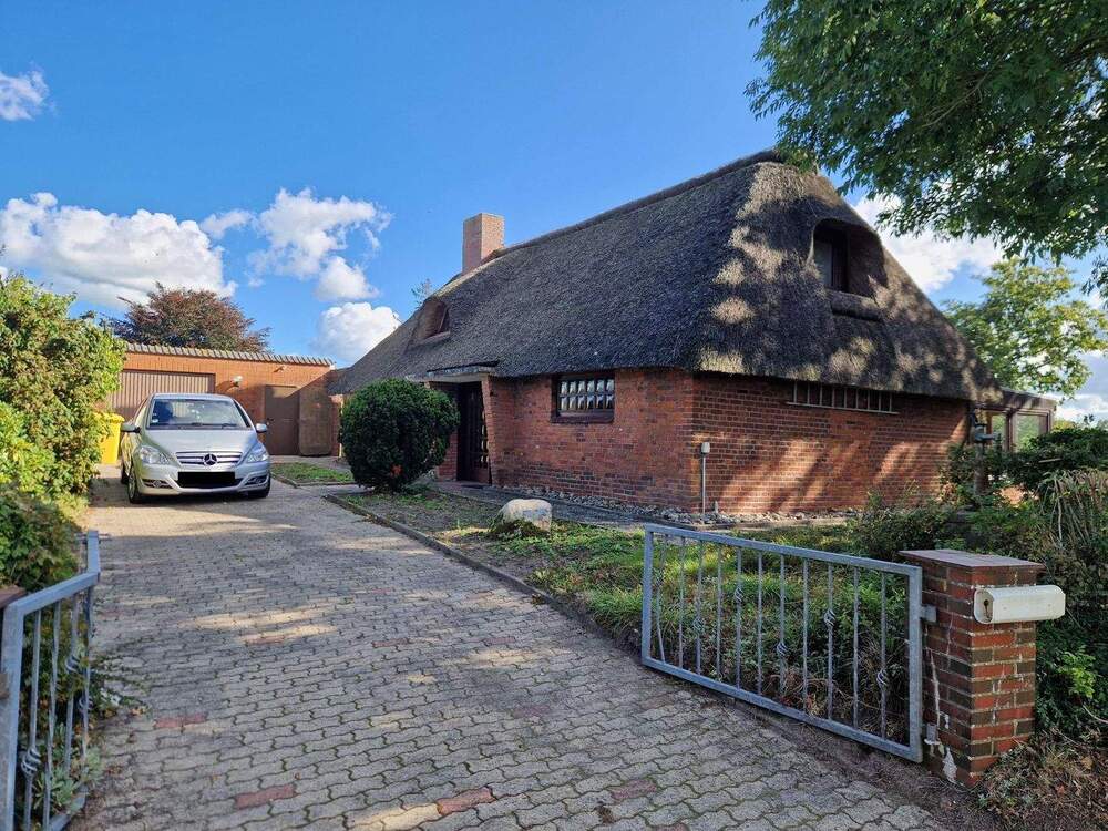 Thumbnail-Charmantes Reetdachhaus sucht neue Bewohner für ein liebevolles Zuhause