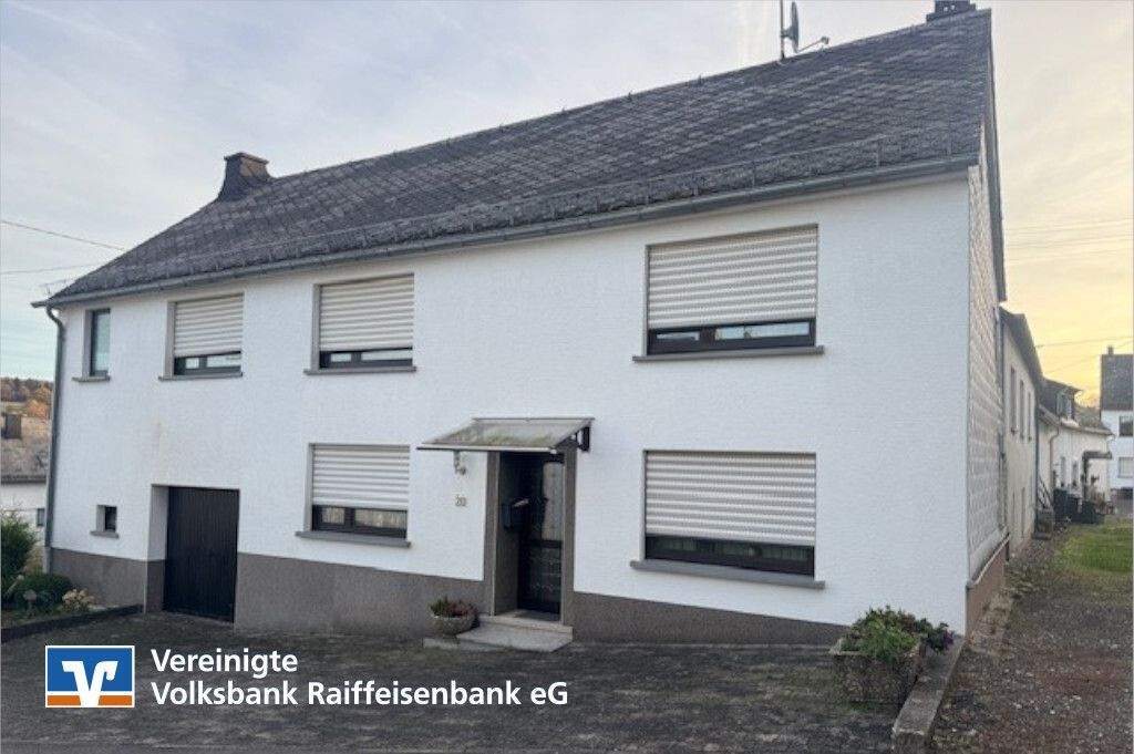 Thumbnail-Wohnhaus mit zusätzlichem Wiesengrundstück