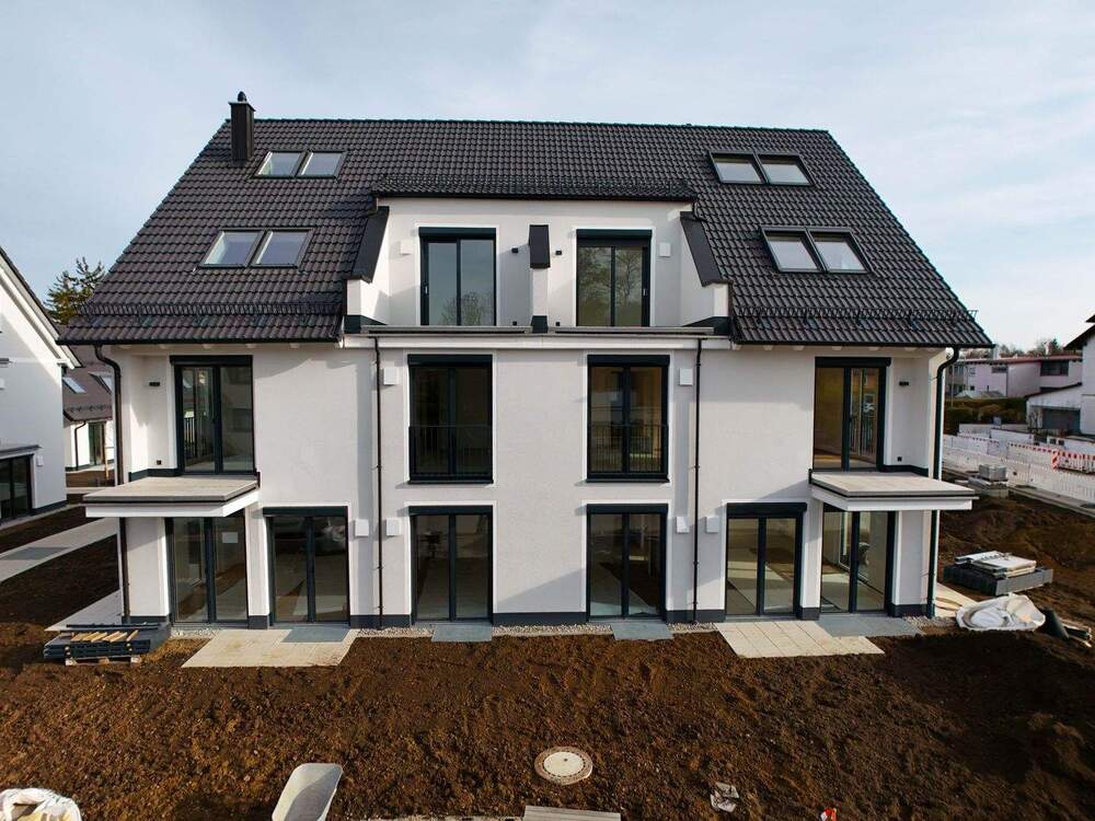 Thumbnail-Moderne NEUBAU-3-Zimmer-Obergeschosswohnung mit zwei Balkonen