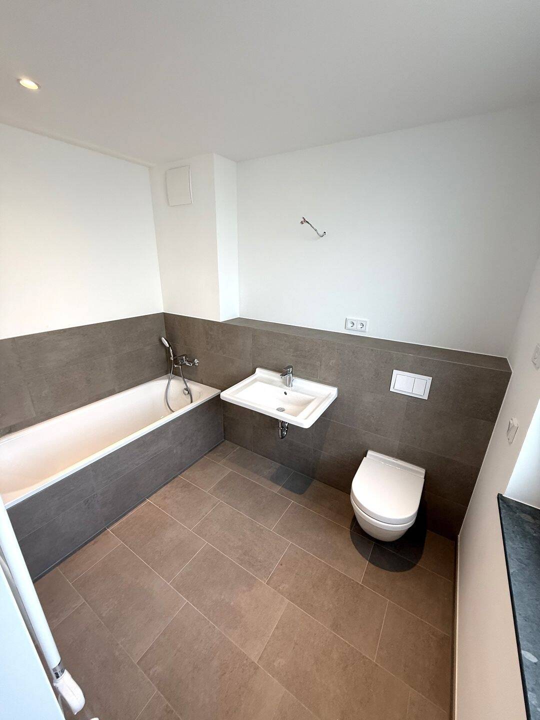 Thumbnail-Exklusive Neubau-Eigentumswohnung in List Vahrenwald - 3 Zimmer Wohnung mit Loggia