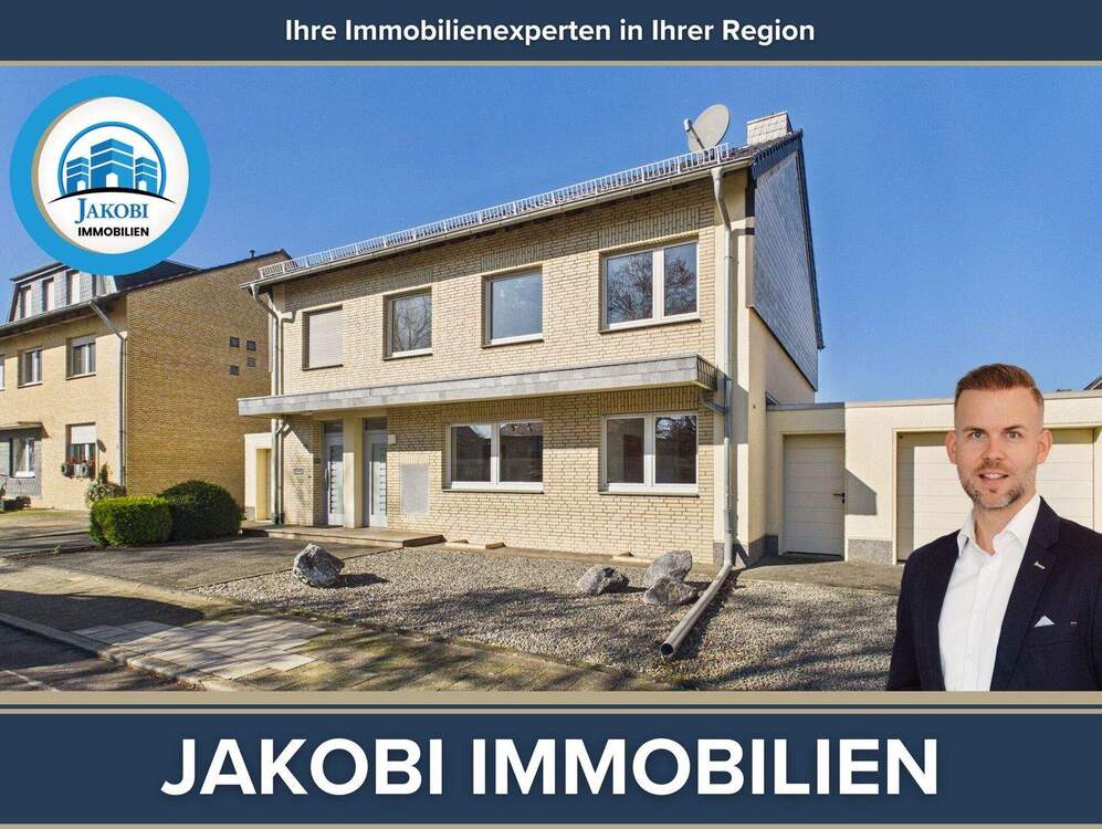 Thumbnail-Freistehendes Einfamilienhaus mit zwei Garagen und viel Potential in Bedburg-Rath