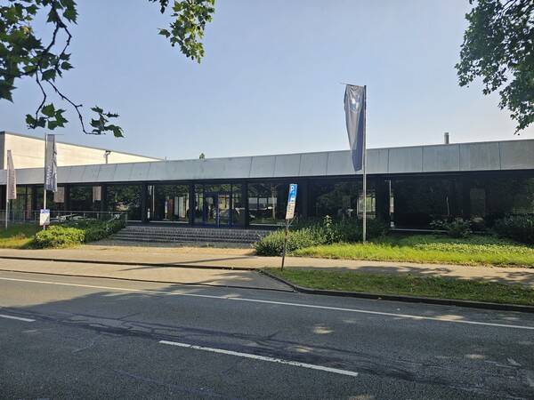 Thumbnail-Verkaufs-Gewerbeflächen in Toplage an der Pagenstecherstraße, gesamt ca. 1.642 m²