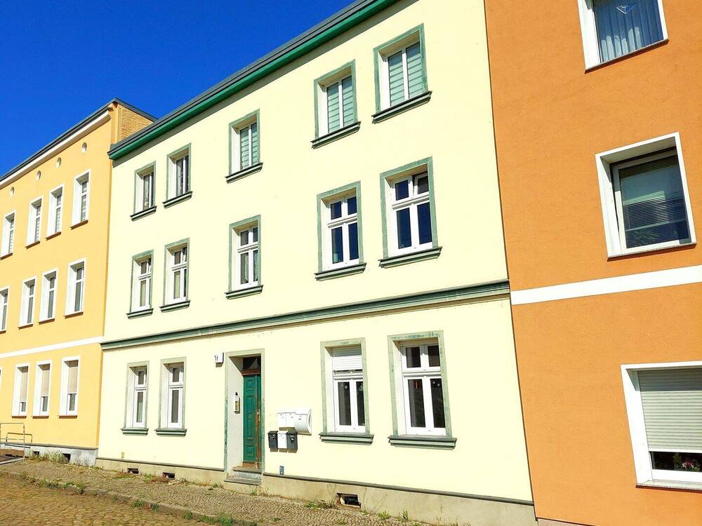 Thumbnail-Günstige Gelegenheit – rentables Mehrfamilienhaus in aufstrebendem Stadtteil