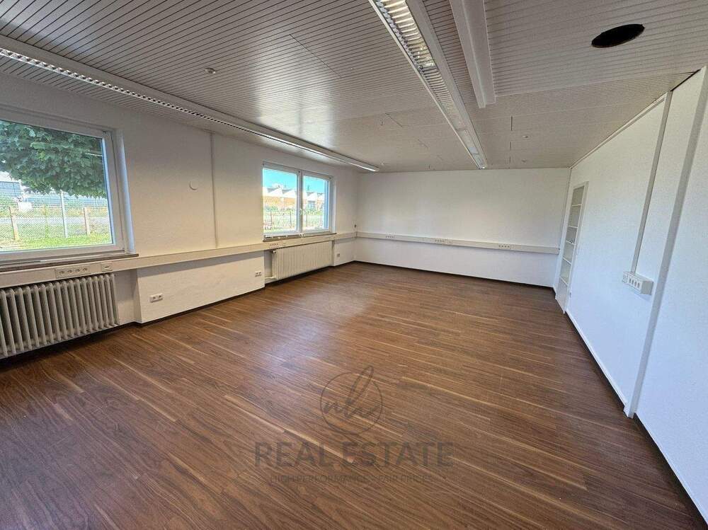 Thumbnail-Attraktive Bürofläche im Erdgeschoss in Winsen