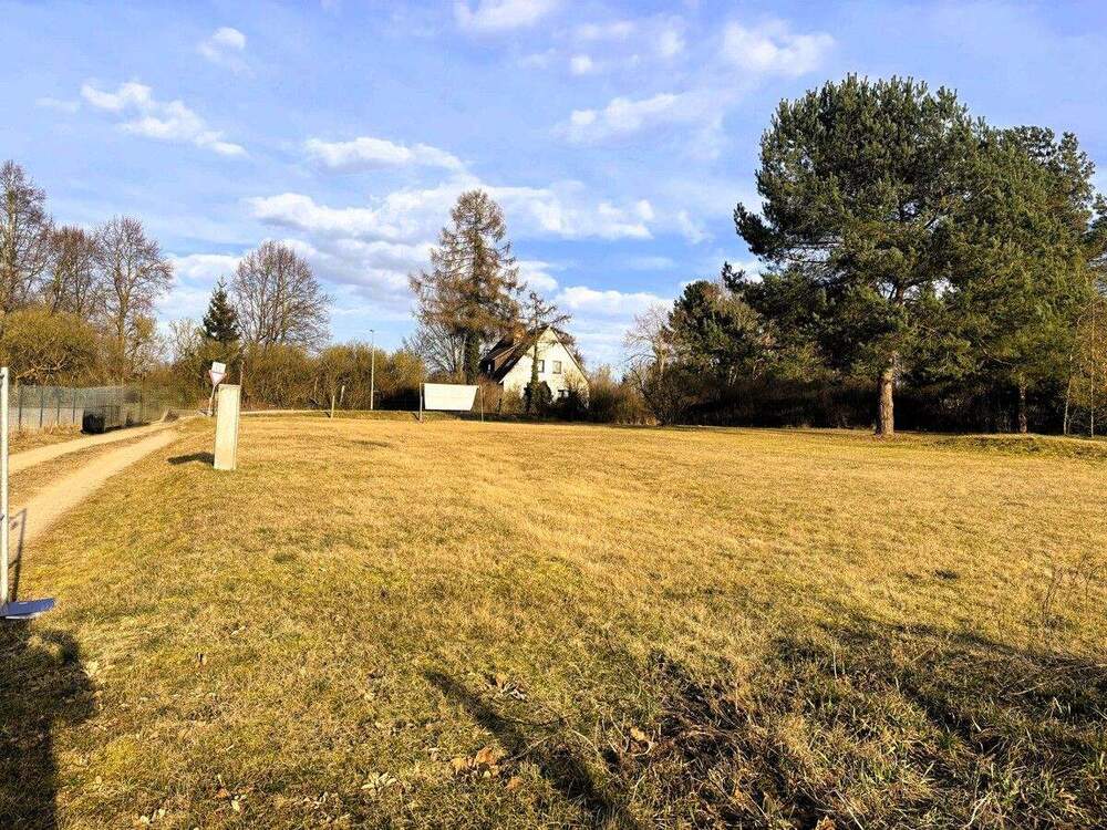Thumbnail-Baugrundstück in ländlicher Idylle nur 2 Kilometer von Neustrelitz entfernt