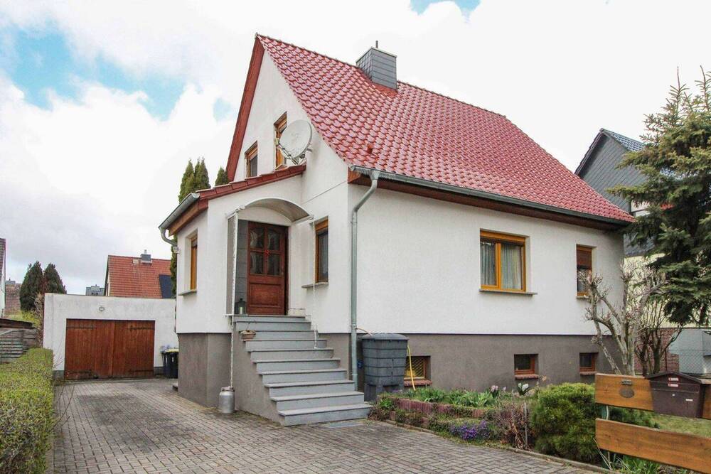 Thumbnail-Ihr neues Zuhause: Gepflegtes Einfamilienhaus mit Garten in Wolmirstedt