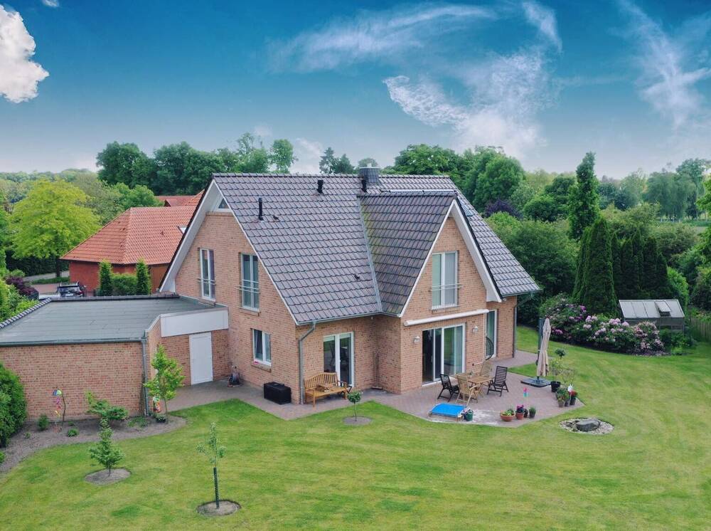 Thumbnail-Landhaus mit Kapitänsgiebel in Elstern