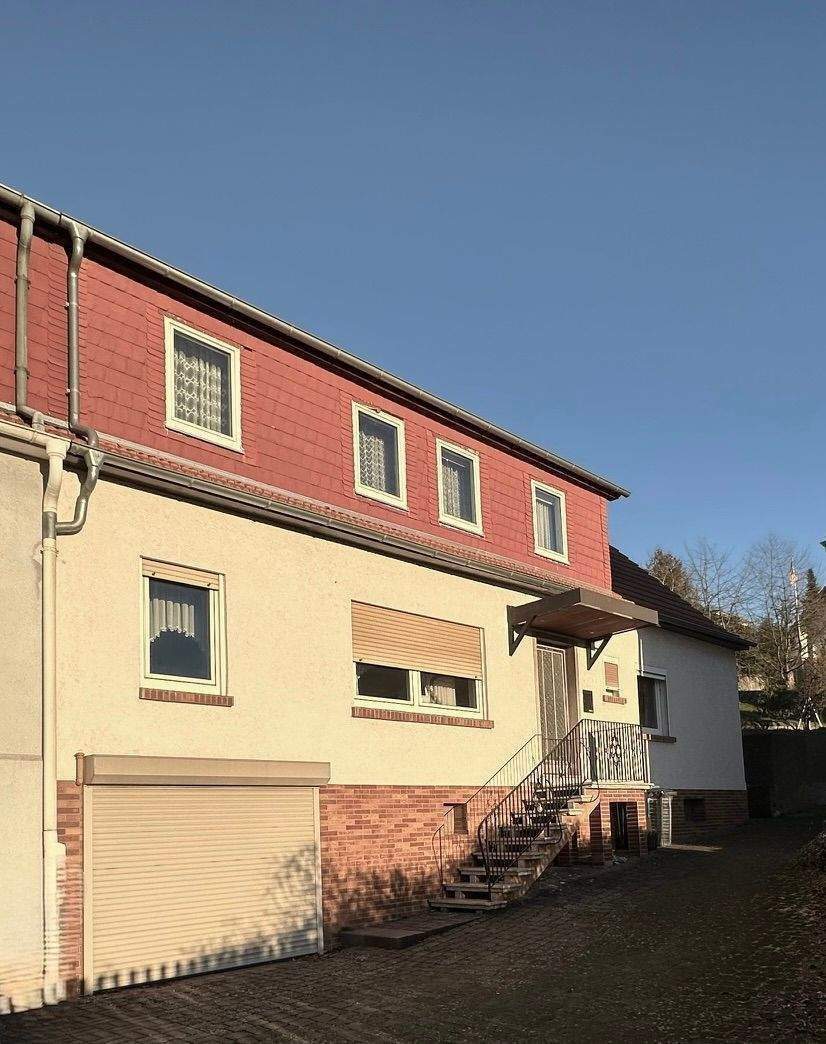 Thumbnail-Solides Einfamilienhaus mit großem Grundstück - attraktive Lage unterhalb des Frauenbergs