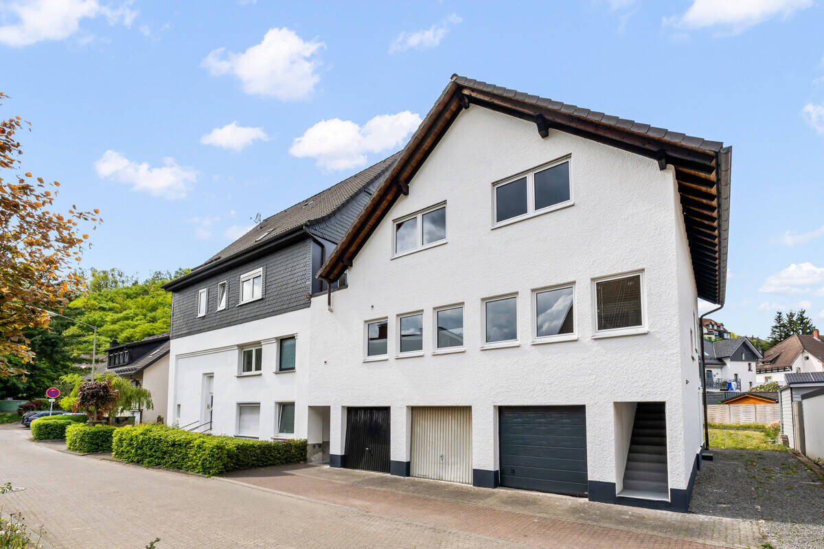 Thumbnail-#KOMINOS IMMOBILIEN# Mehrfamilienhaus in Meggen, 4 Wohneinheiten