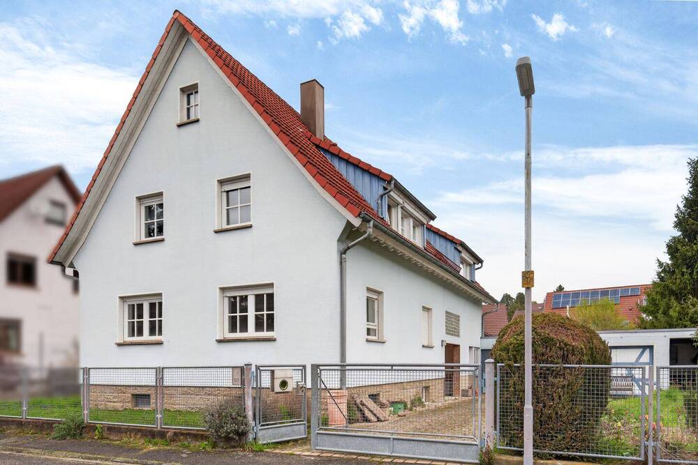 Thumbnail-Renovierungsbedürftiges Zweifamilienhaus in ruhiger Wohnlage von Keltern Ellmendingen