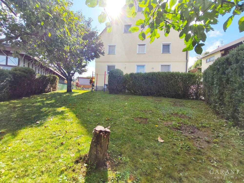 Thumbnail-Wohnen und Arbeiten unter einem Dach: Vielseitiges Anwesen in Waldachtal