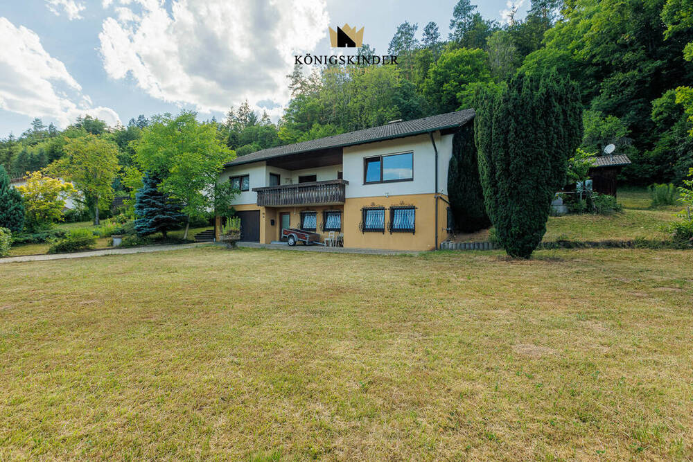 Thumbnail-DIE NATUR GENIESSEN - ca. 218 m² Wohn- und Nutzfläche in idyllischer Lage am Waldrand