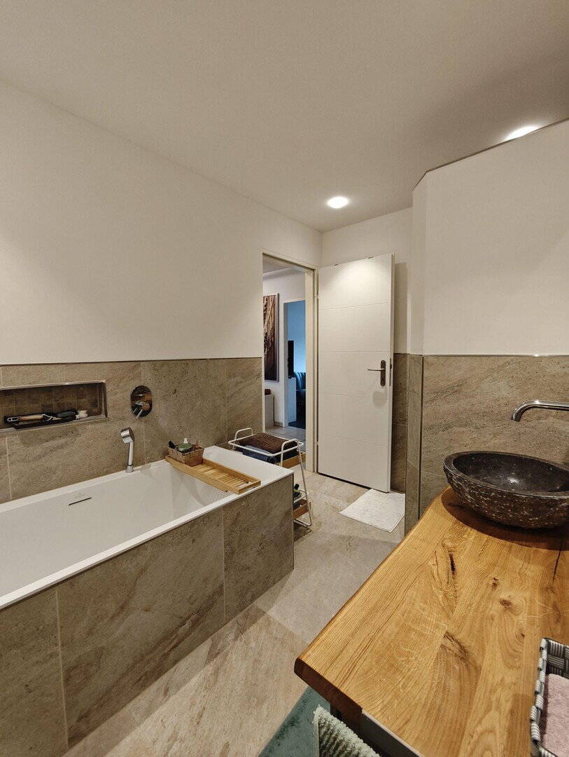 Thumbnail-Großzügige, helle 101 m² Wohnung in Kaarst (provisionsfrei)