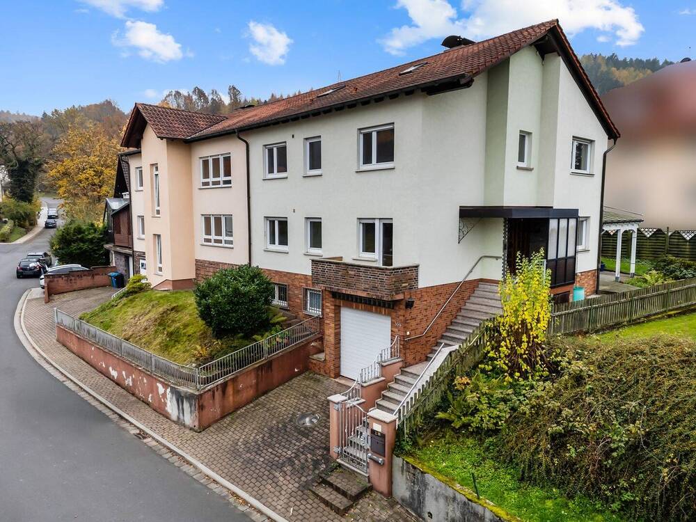 Thumbnail-**Geräumiges 2-Familien-Wohnhaus in ruhiger Lage von Gelnhausen-Höchst**