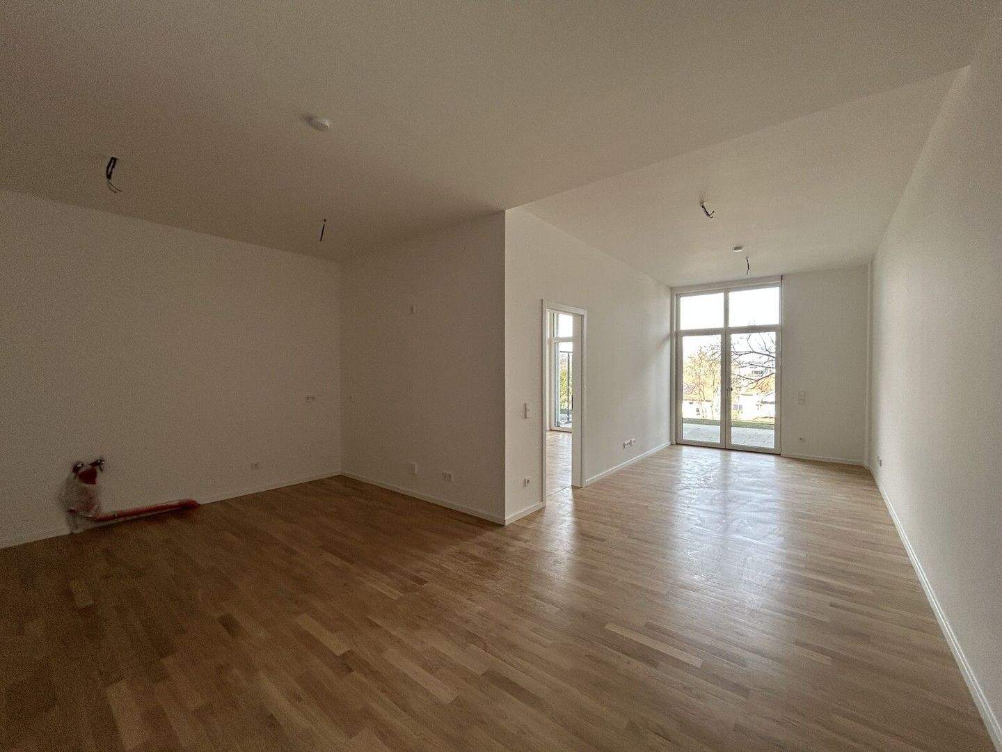 Thumbnail-Großzügige 2 Zimmerwohnung mit Terrasse zu vermieten! Erstbezug