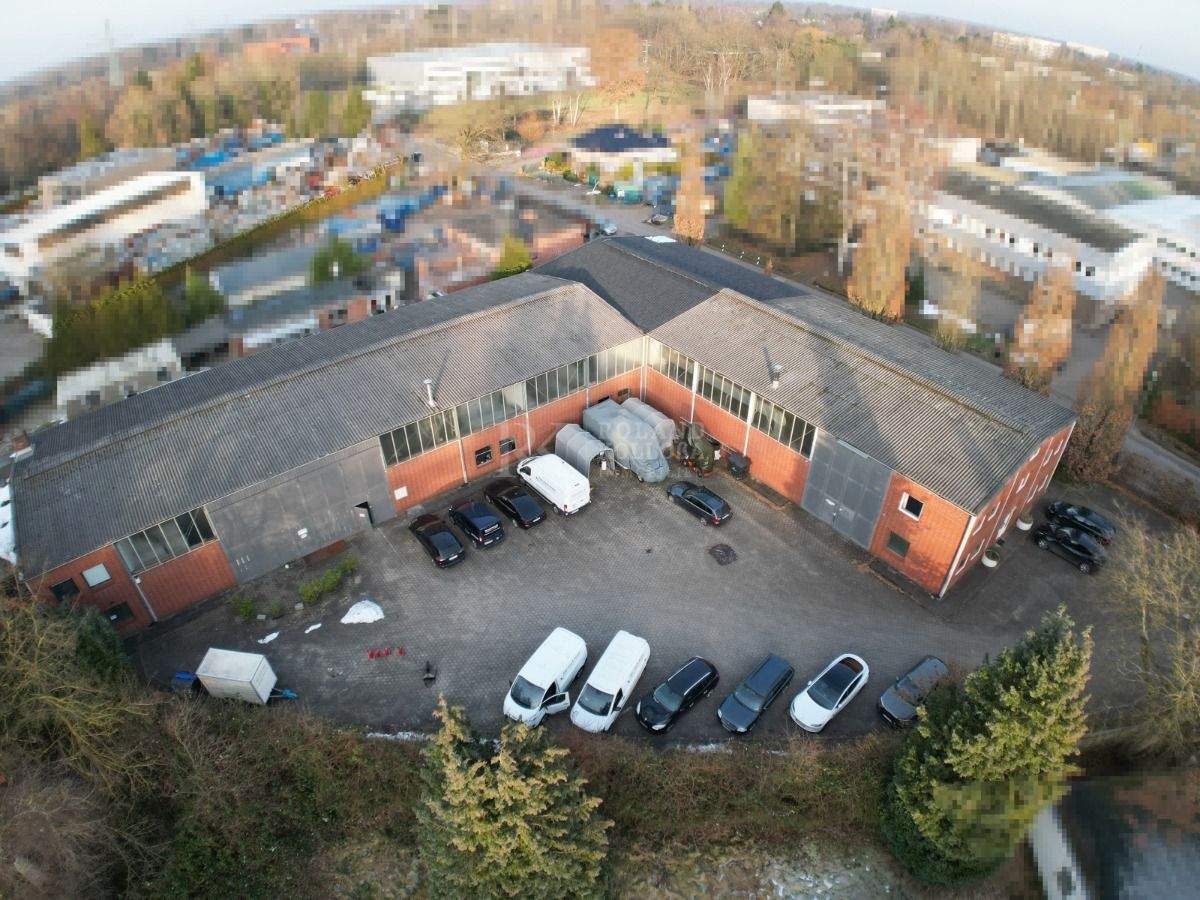 Thumbnail-Gepflegtes Gewerbeareal in HH-Schnelsen: Produktions-Lagerhalle mit Hoffläche, Büro & Sozialflächen