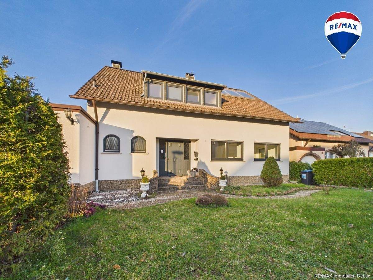 Thumbnail-Ihr neues Zuhause: Lichtdurchflutetes Einfamilienhaus mit vielseitigen Möglichkeiten