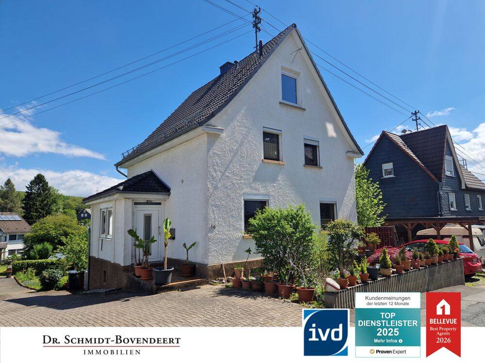 Thumbnail-Solides Einfamilienhaus mit schönem Garten in Wilnsdorf-Flammersbach!