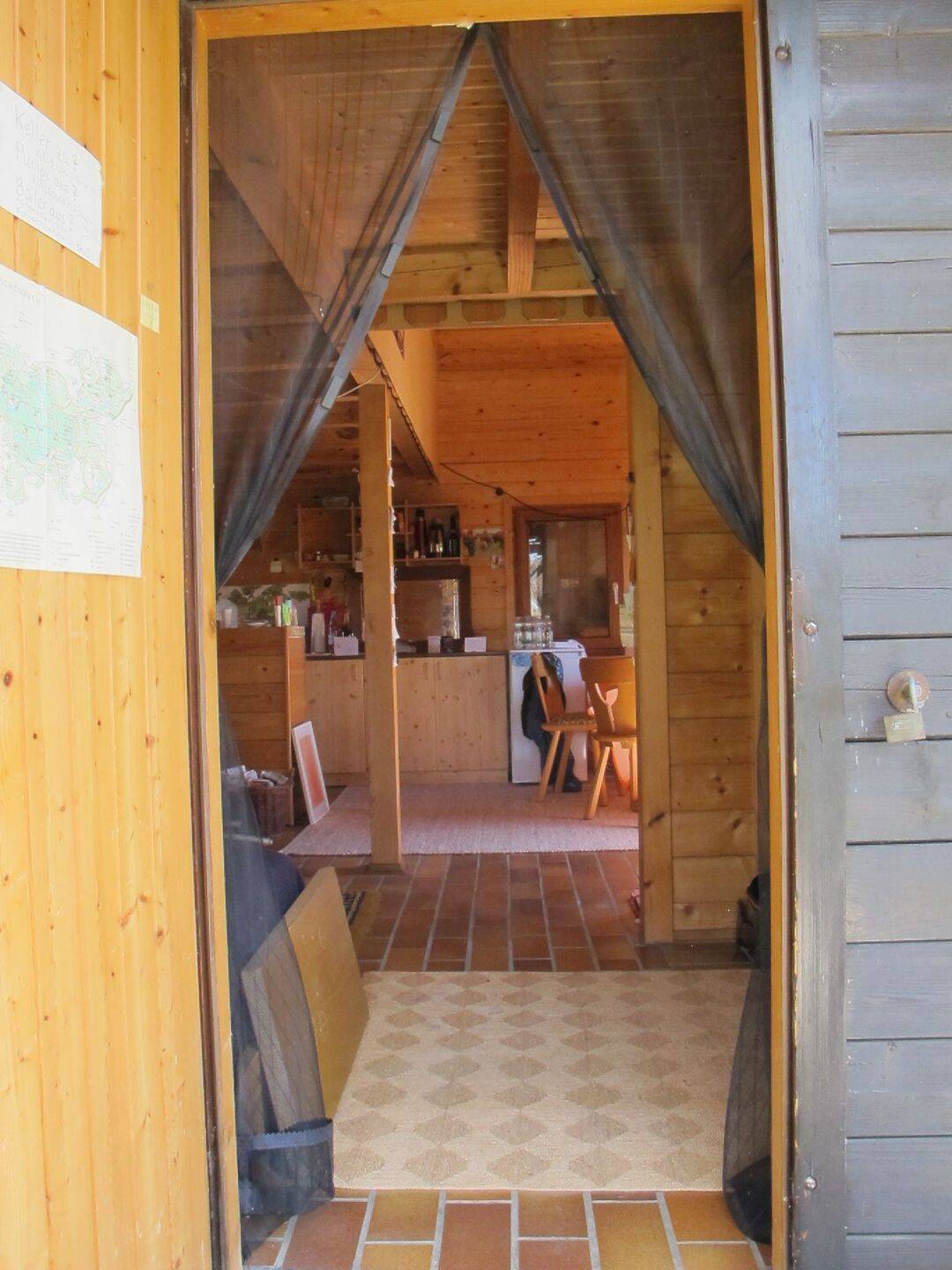 Thumbnail-Schönes Freizeit- und Wochenendgrundstück in Südhanglage - Blockhaus, Strom, Wasser - Natur