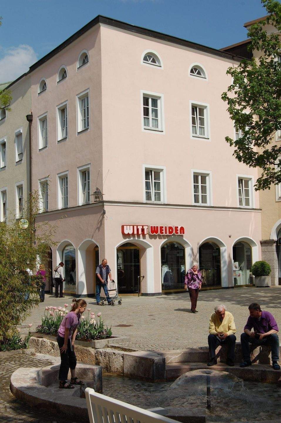 Thumbnail-*****TOPLAGE: Dachgeschosswohnung inmitten der Fußgängerzone*****