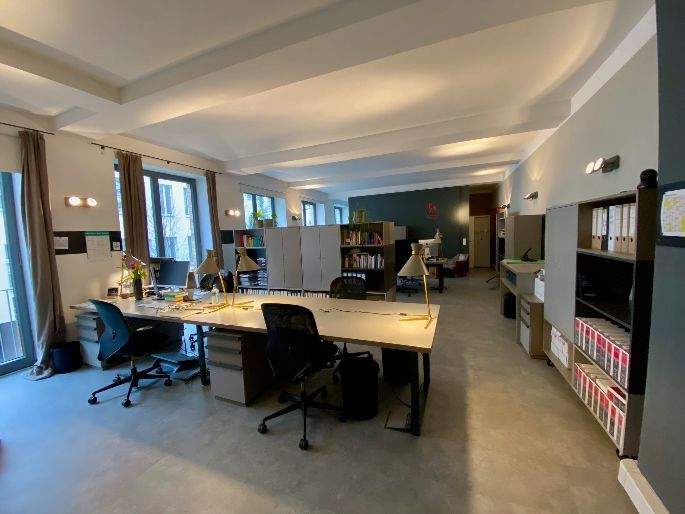 Thumbnail-Zwei offene Arbeitsplätze im Co-Working in Berlin-Mitte - flexibel & zentral