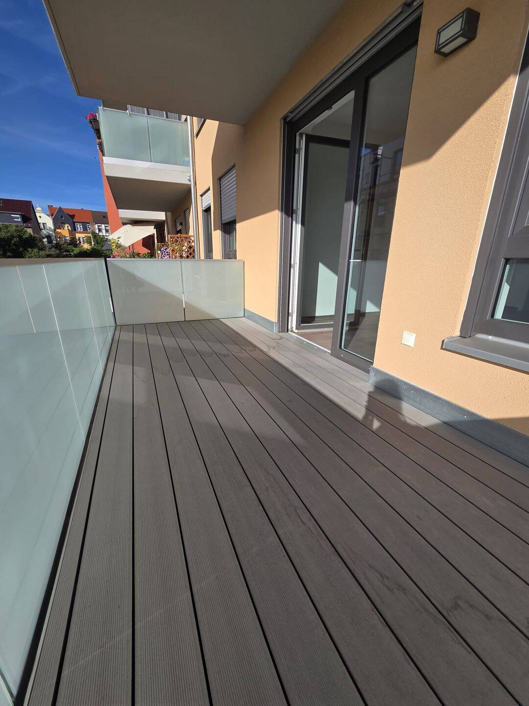 Thumbnail-Familiengerechte 4-Zimmer-Wohnung in Merseburg mit Wannenbad, Abstellraum, Balkon und Aufzug