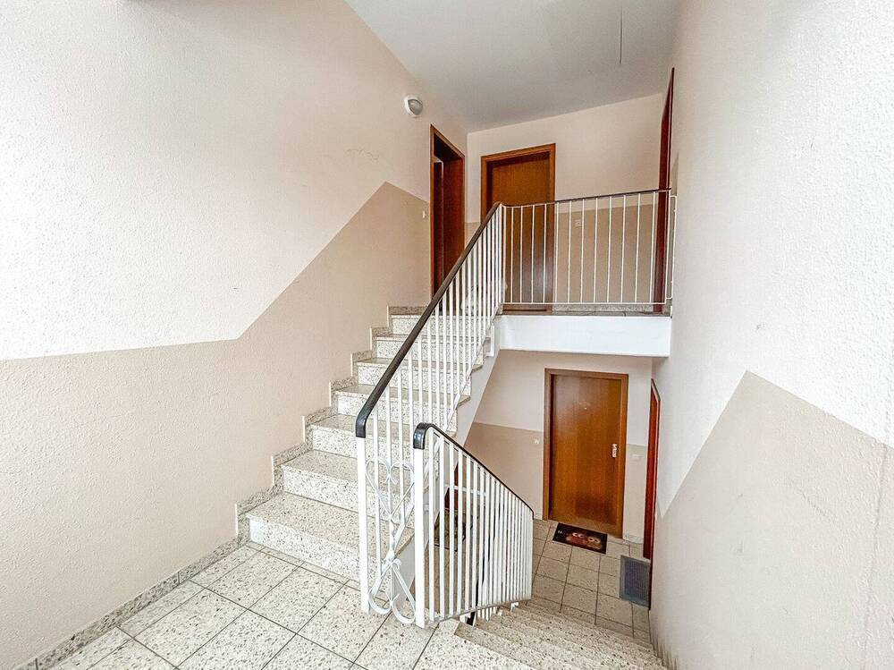 Thumbnail-Dachgeschosswohnung mit Komfort und Stil - jetzt verfügbar