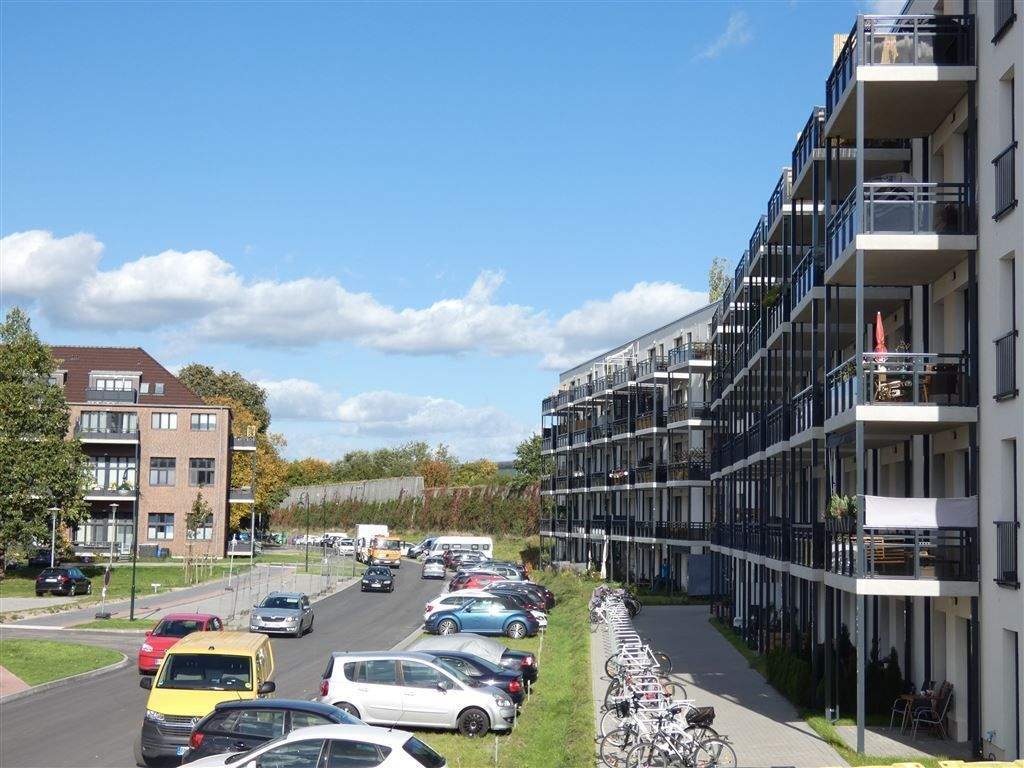 Thumbnail-BIS 31.12.2029 - Moderne 3-Zimmer-Wohnung mit Tageslichtbad