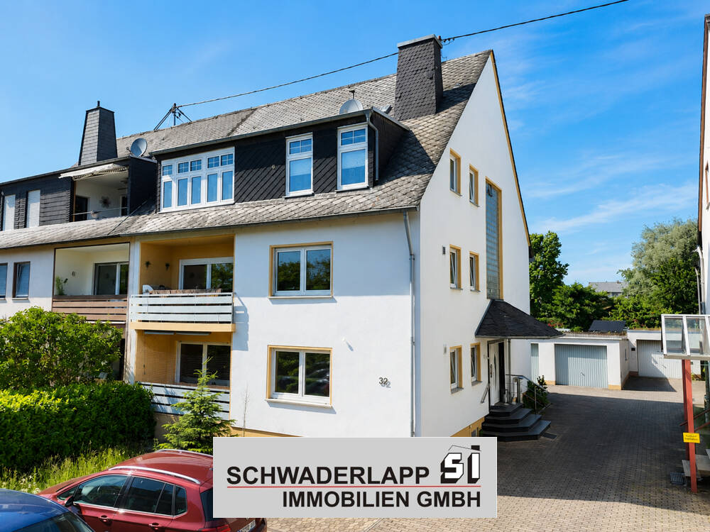 Thumbnail-Wohnen oder investieren? Attraktives Mehrfamilienhaus auf Erbpachtgrundstück