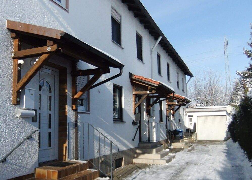 Thumbnail-Reihenmittelhaus in Ortsrandlage